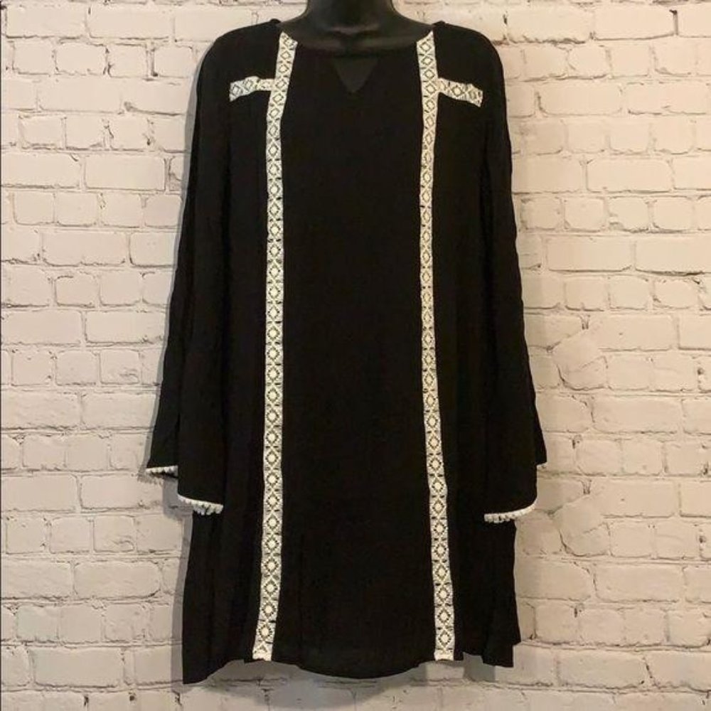 Shop the Trends Black Cream Embroider Tunic Dress
